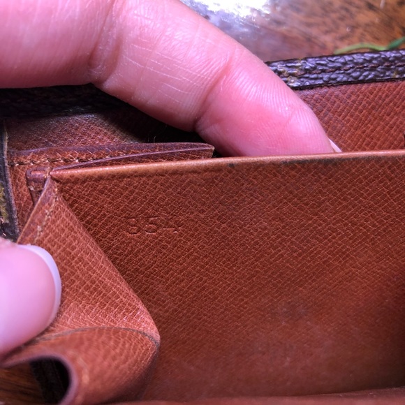 LV Vintage wallet*SOLD - Picture 8 of 8